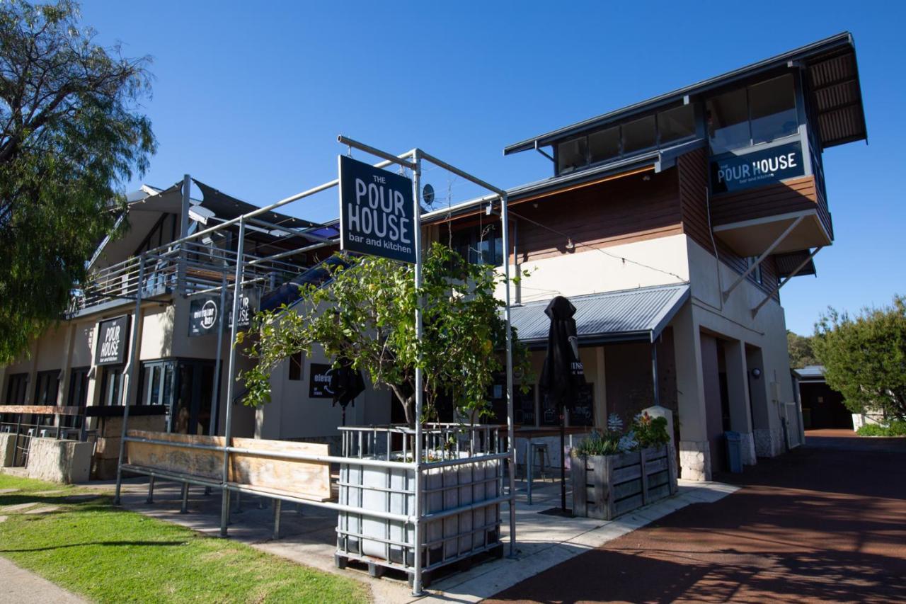 Dunsborough Apartments & Suites Esterno foto