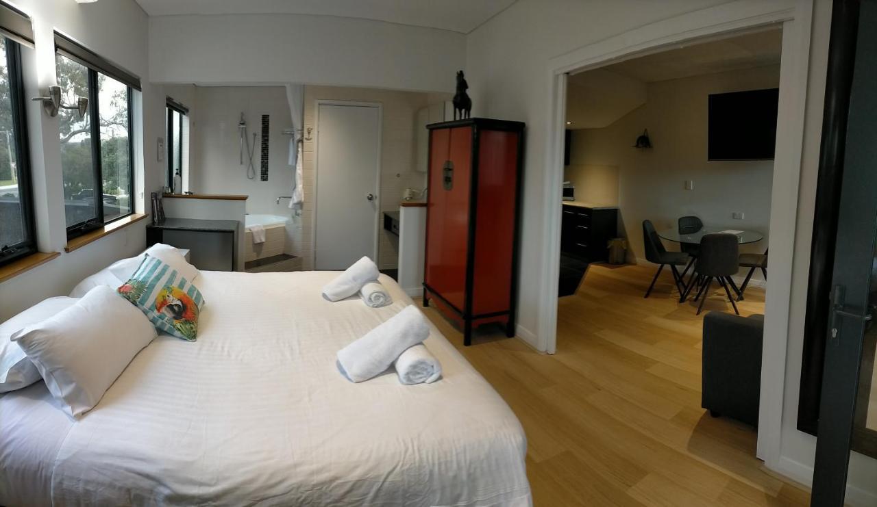 Dunsborough Apartments & Suites Esterno foto