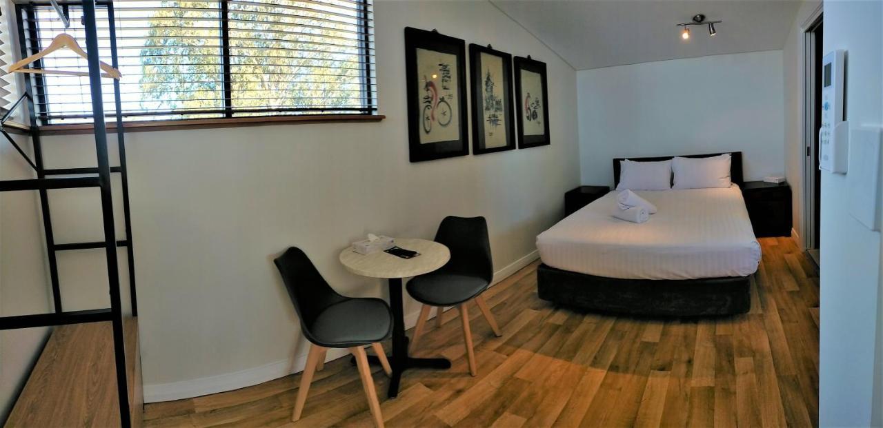 Dunsborough Apartments & Suites Esterno foto